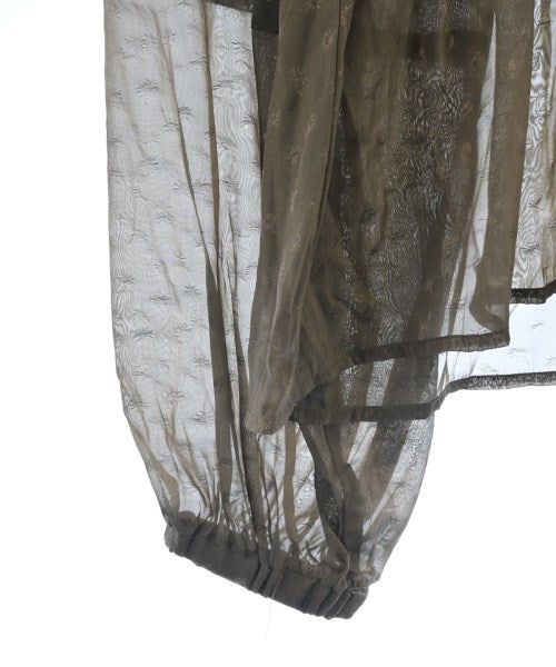 soffitto เสื้อสตรี