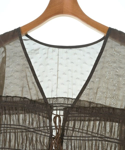 soffitto เสื้อสตรี
