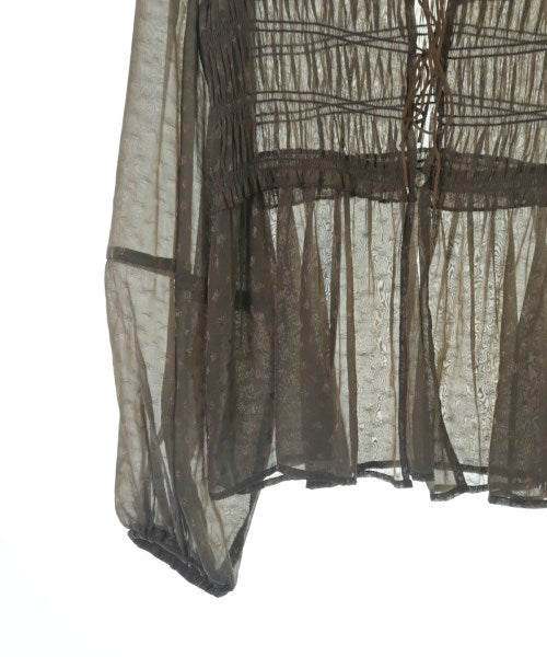 soffitto เสื้อสตรี