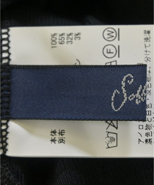 soffitto เสื้อยืด/เสื้อท็อปส์