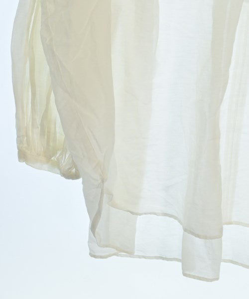soffitto เสื้อสตรี