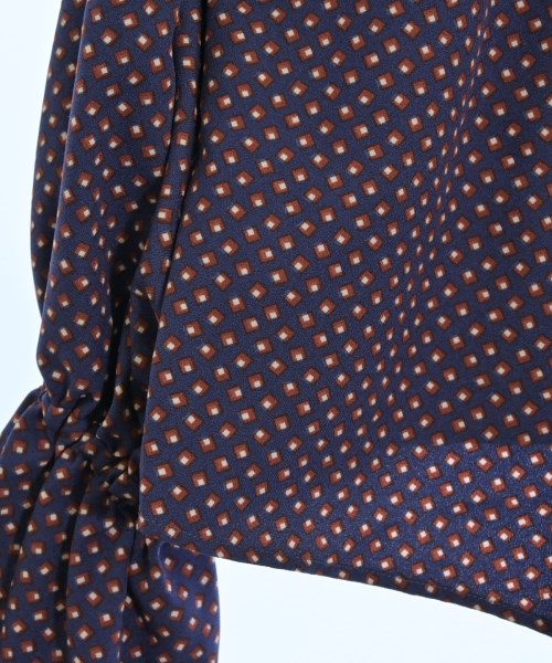 soffitto เสื้อลำลอง