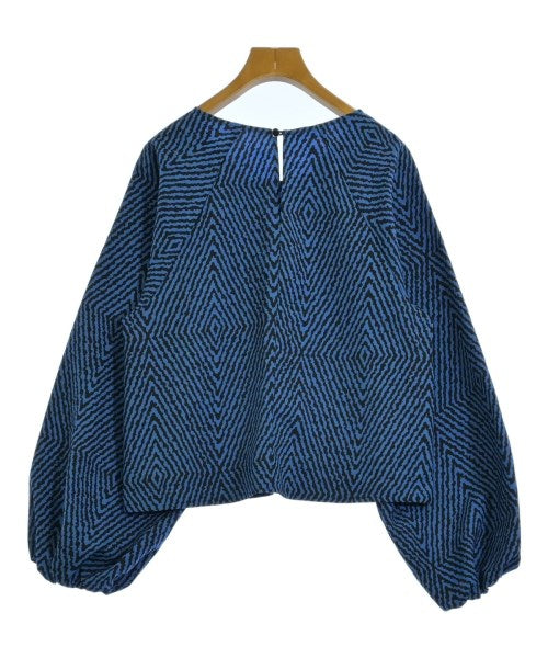 soffitto เสื้อสตรี