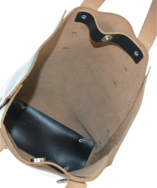Hender Scheme กระเป๋าถือขนาดใหญ่
