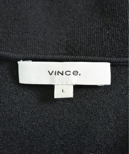 Vince เสื้อแขนกุด