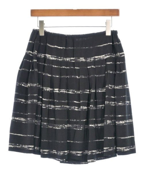 Vince กระโปรงยาวถึงเข่า