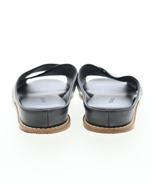 Vince รองเท้าแตะ