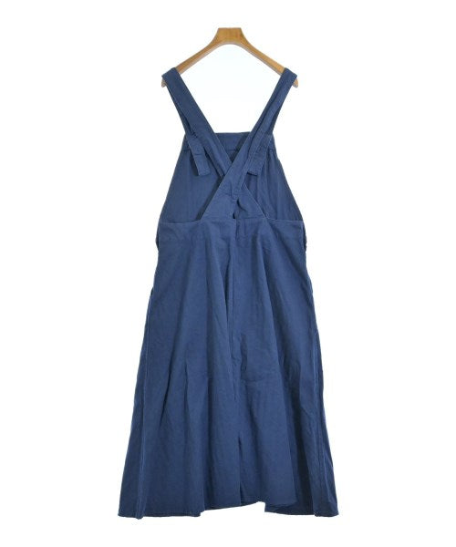 TS ชุดเดรส