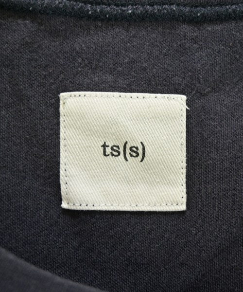 ts(s) เสื้อยืด/เสื้อท็อปส์