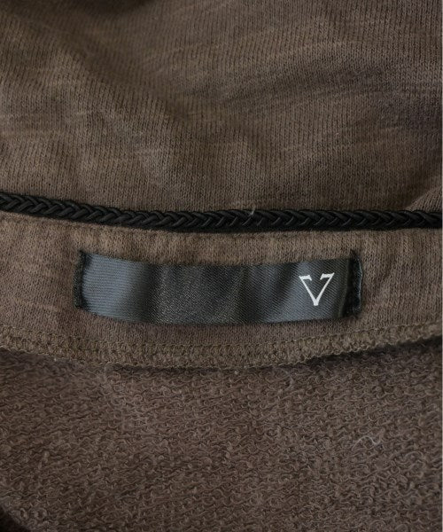 varde 77 เสื้อยืด/เสื้อท็อปส์