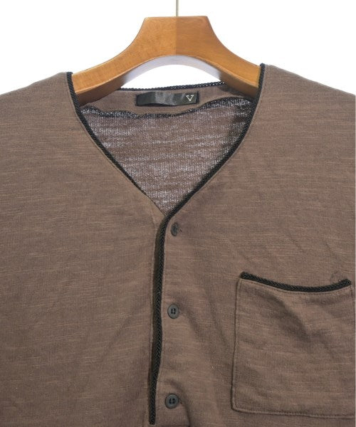 varde 77 เสื้อยืด/เสื้อท็อปส์