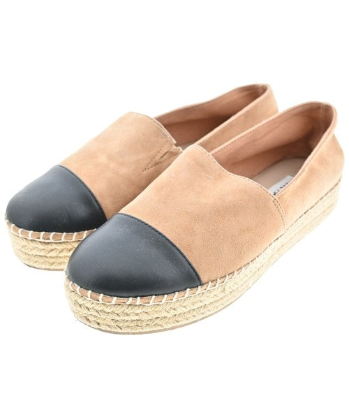 STEVE MADDEN รองเท้าพื้นเชือกสาน