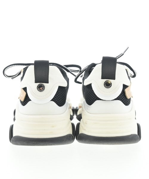 STEVE MADDEN รองเท้าผ้าใบ