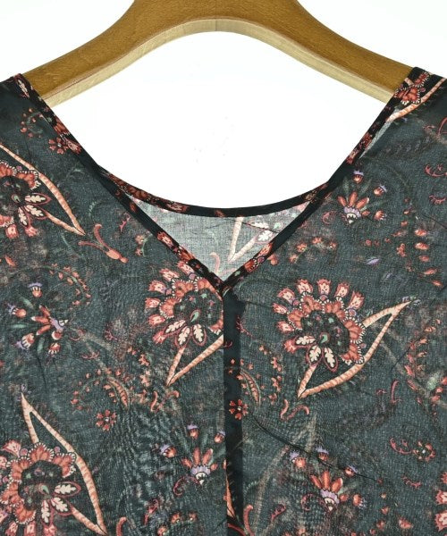 SOULEIADO เสื้อสตรี