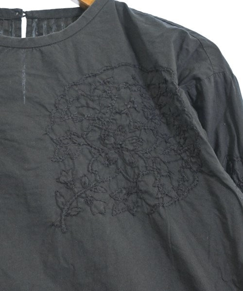 SOULEIADO เสื้อสตรี