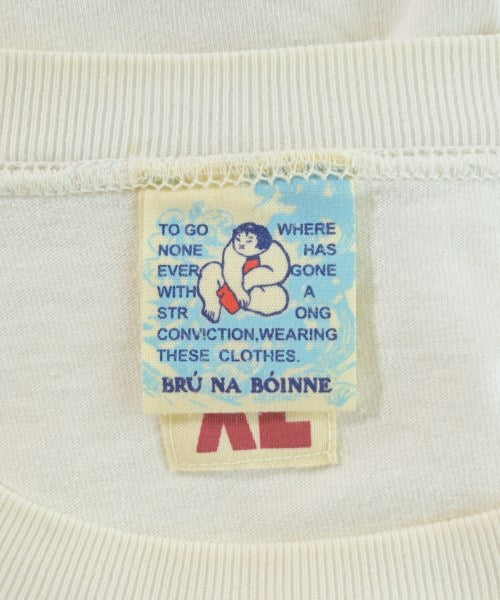BRU NA BOINNE เสื้อยืด/เสื้อท็อปส์