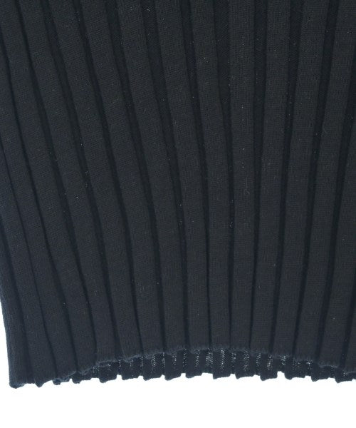 HYKE เสื้อแขนกุด