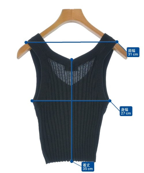 HYKE เสื้อแขนกุด