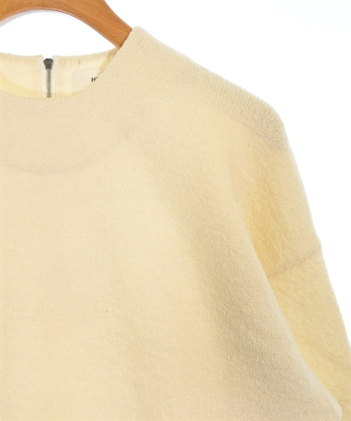 HYKE เสื้อยืด/เสื้อท็อปส์