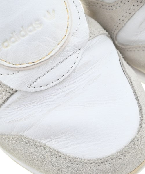 HYKE รองเท้าผ้าใบ