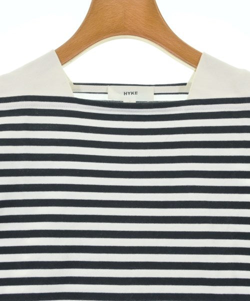HYKE เสื้อยืด/เสื้อท็อปส์