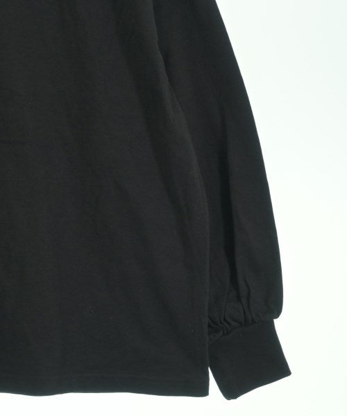 HYKE เสื้อยืด/เสื้อท็อปส์