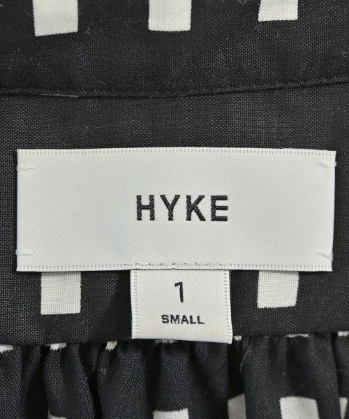 HYKE ชุดเดรส