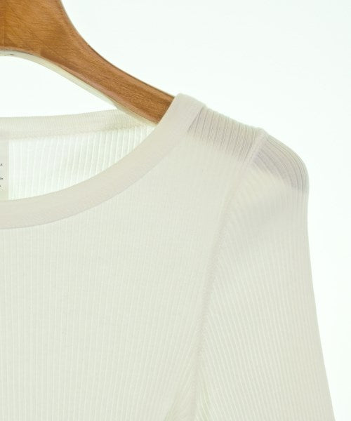 HYKE เสื้อยืด/เสื้อท็อปส์