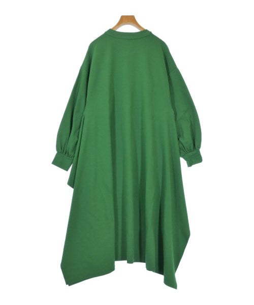 HYKE ชุดเดรส