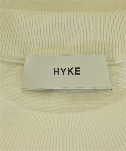 HYKE เสื้อแขนกุด