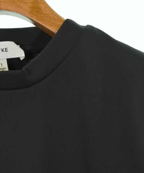 HYKE เสื้อยืด/เสื้อท็อปส์