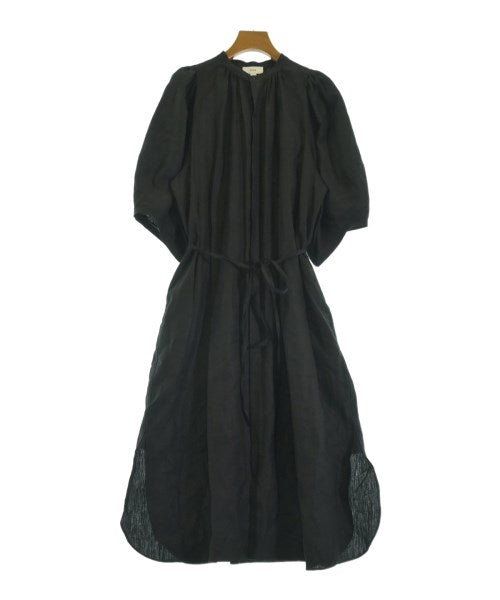 HYKE ชุดเดรส