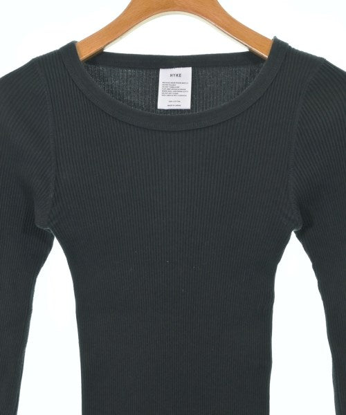 HYKE เสื้อยืด/เสื้อท็อปส์