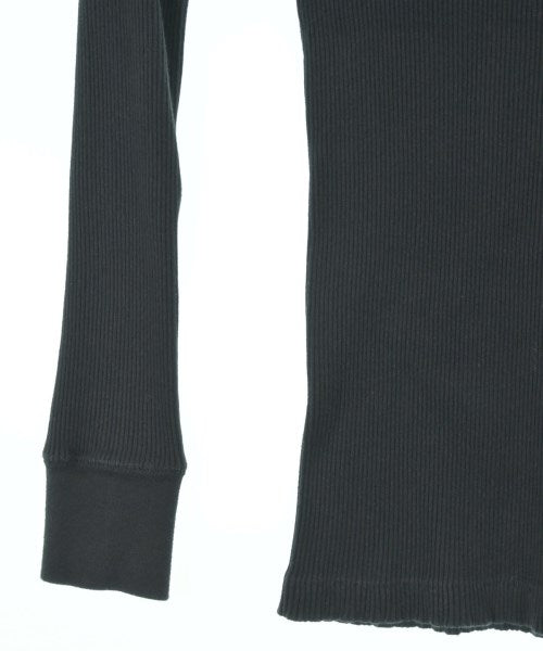 HYKE เสื้อยืด/เสื้อท็อปส์