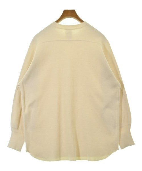 HYKE เสื้อยืด/เสื้อท็อปส์