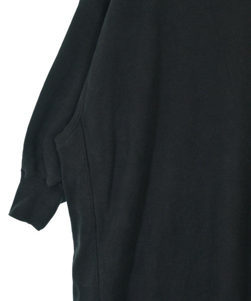 HYKE ชุดเดรส