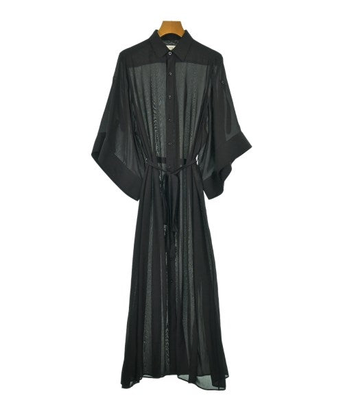 HYKE ชุดเดรส