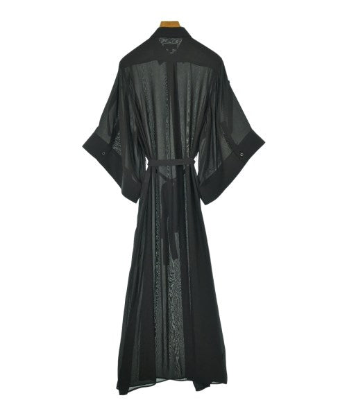 HYKE ชุดเดรส