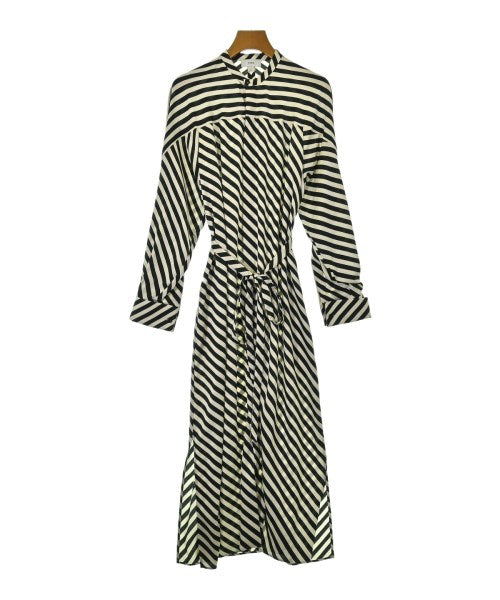 HYKE ชุดเดรส