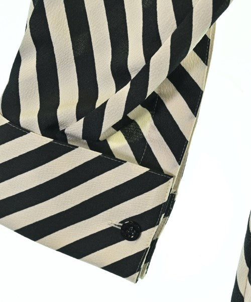 HYKE ชุดเดรส