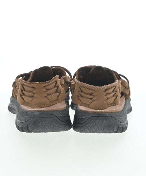 HYKE รองเท้าแตะ