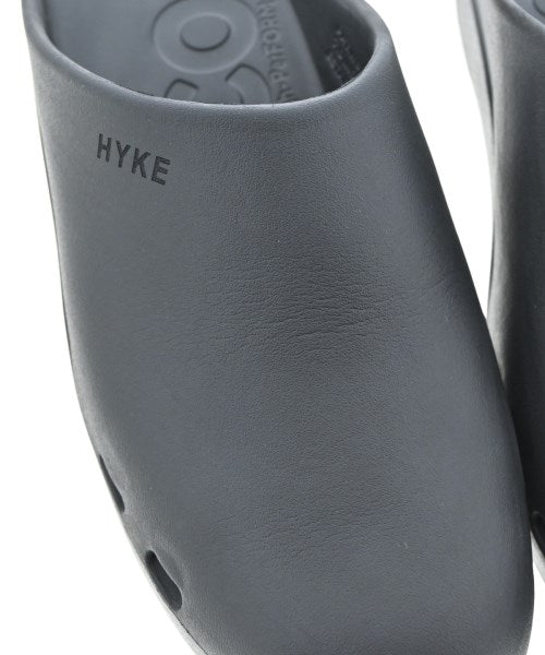 HYKE รองเท้าแตะ