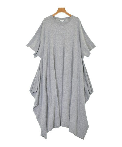 HYKE ชุดเดรส