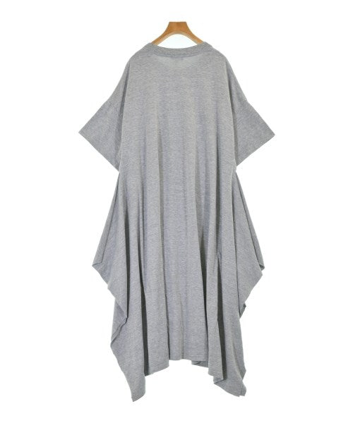 HYKE ชุดเดรส