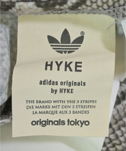 HYKE เสื้อยืด/เสื้อท็อปส์