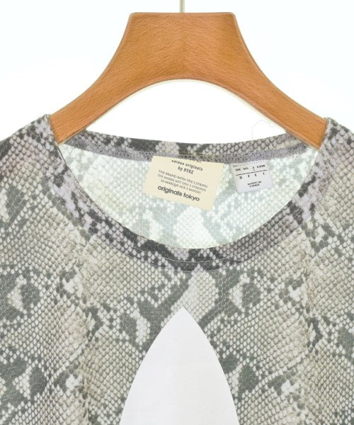 HYKE เสื้อยืด/เสื้อท็อปส์