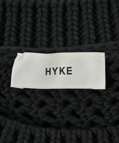 HYKE เสื้อแขนกุด