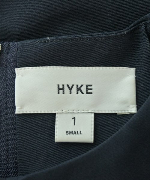HYKE ชุดเดรส
