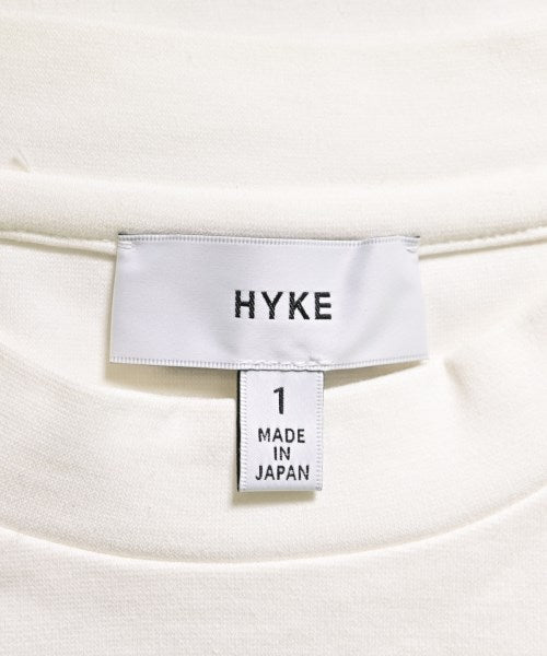HYKE เสื้อยืด/เสื้อท็อปส์