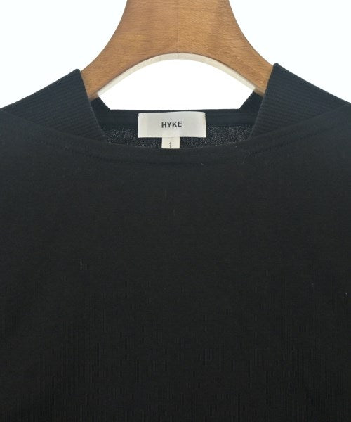 HYKE เสื้อยืด/เสื้อท็อปส์
